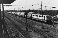 Millingen Juni 1989: Kesselwagenzug mit 140 346-8