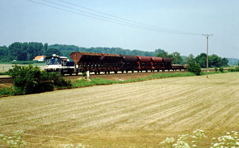 KöfIII und KöfII mit Bauzug bei Birten